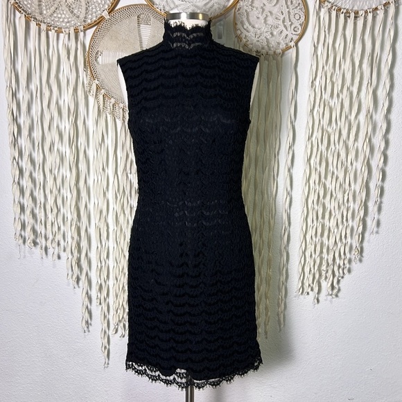 Carmen Marc Valvo | Bergdorf Goodwin Black Lace Sleeveless Dress Size 10 - Picture 1 of 9